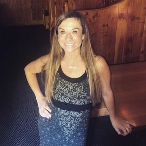 Meet your Posher, Ama